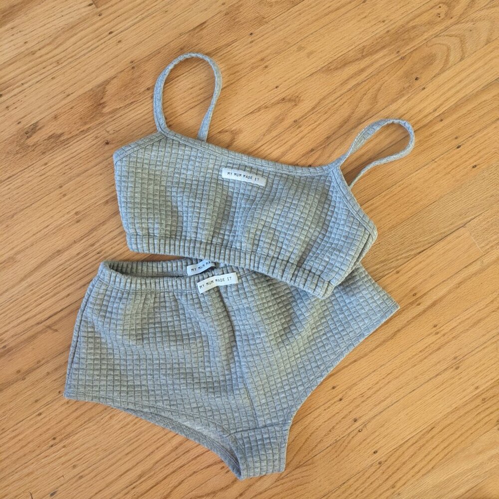 MY MUM MADE IT Grey Quilted Knit Crop Top and Booty Shorts Lounge Set Women’s M - Picture 5 of 7